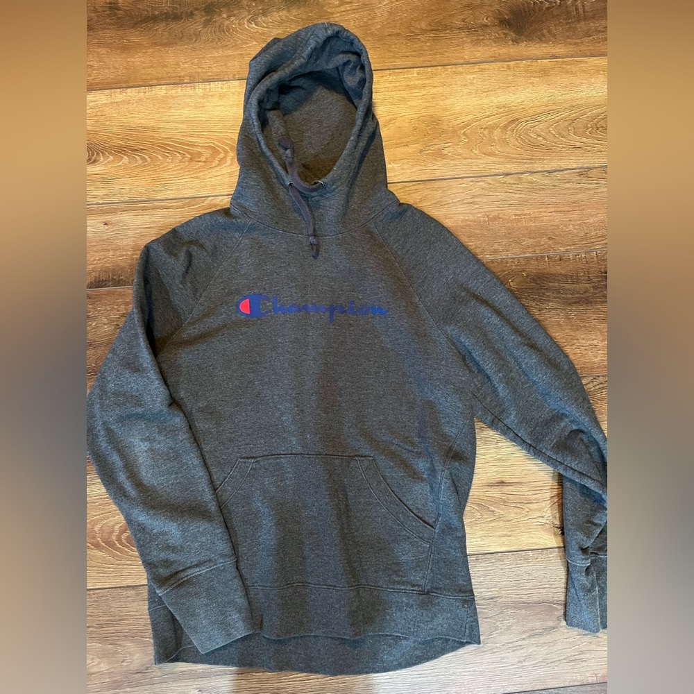 Champion hoodie size small